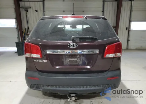 2011 Kia Sorento Base from USA, damaged, VIN 5XYKTCA1XBG111497